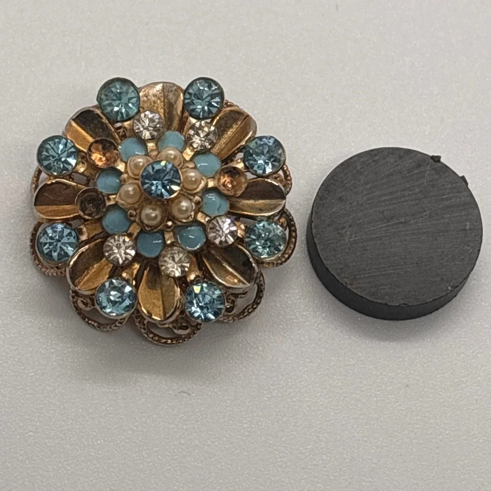 Vintage Gold Tone Blue Rhinestone Floral Brooch Statement Flower Pin